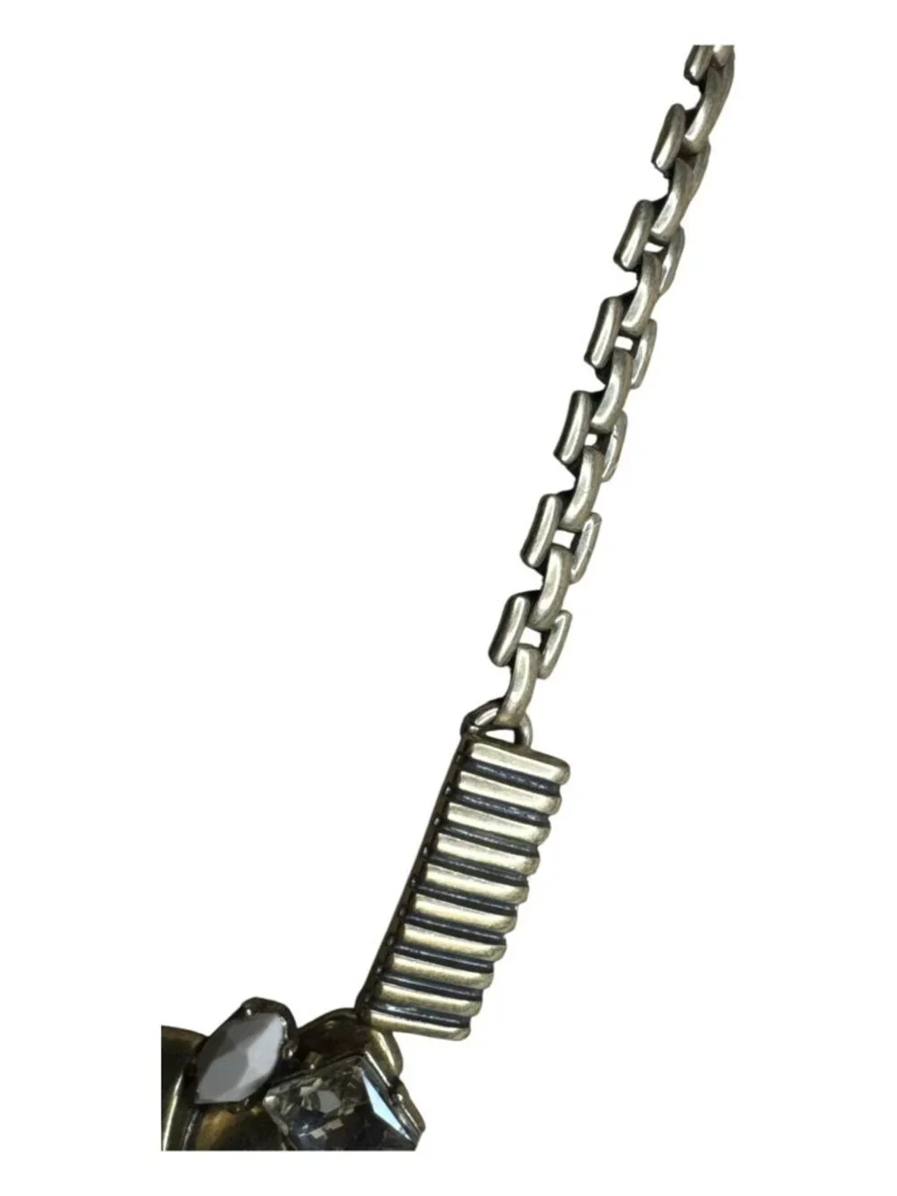 Vintage-Inspired Statement Necklace With Rhinestone Pendant & Gold-Tone Chain 16